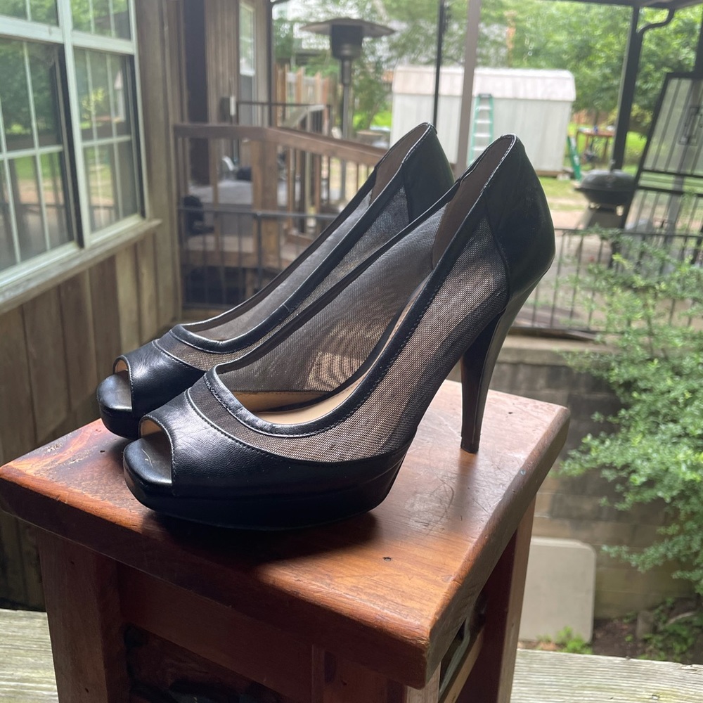 Beautiful and classy, black heels